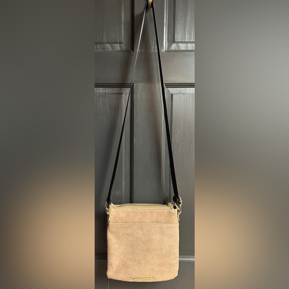 Steve Madden Tan/Light Brown Faux Leather Crossbody Bag With Black Webbed Strap